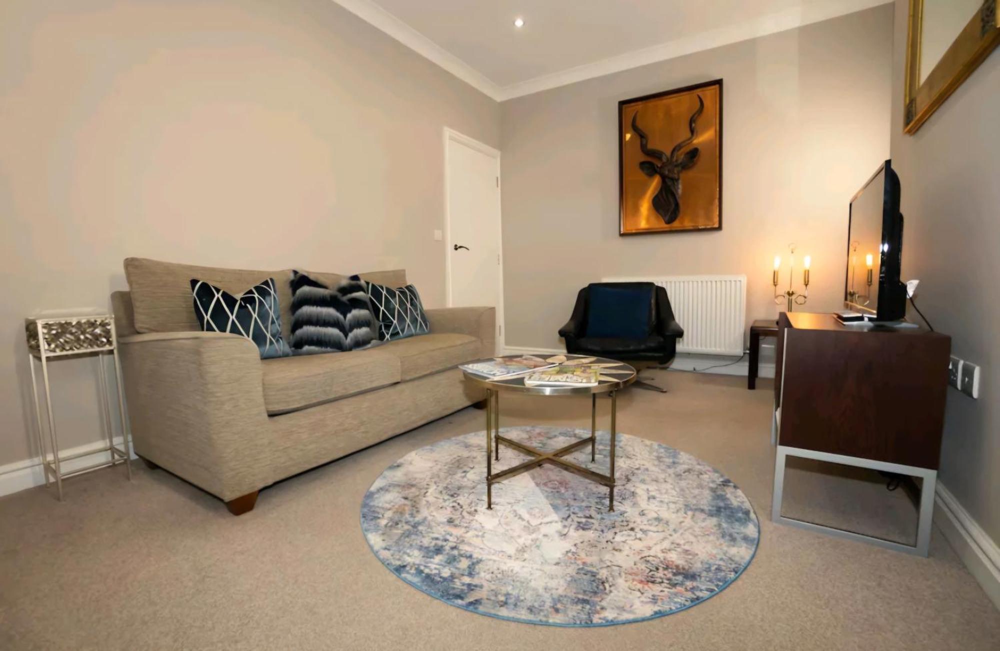 Stones Throw Apartment Scarborough Ngoại thất bức ảnh